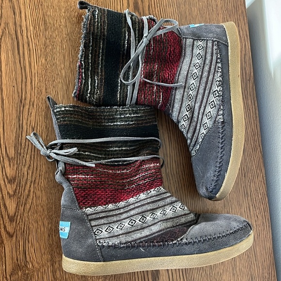 TOMS• Suede Leather Lined Women’s Mid Calf Booties Boots Boho Hippie, Size 5-6.5 - Picture 3 of 9